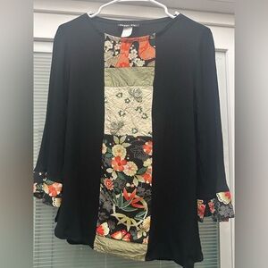 Elegant Black Floral top 3/4 length sleeves